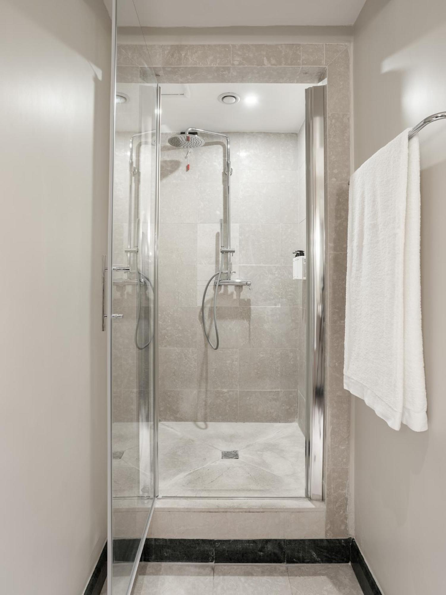 Hotel Capo D´áfrica – Colosseo 4*