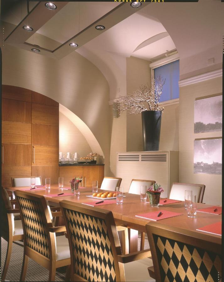 Capo D´áfrica – Colosseo 4* Roma